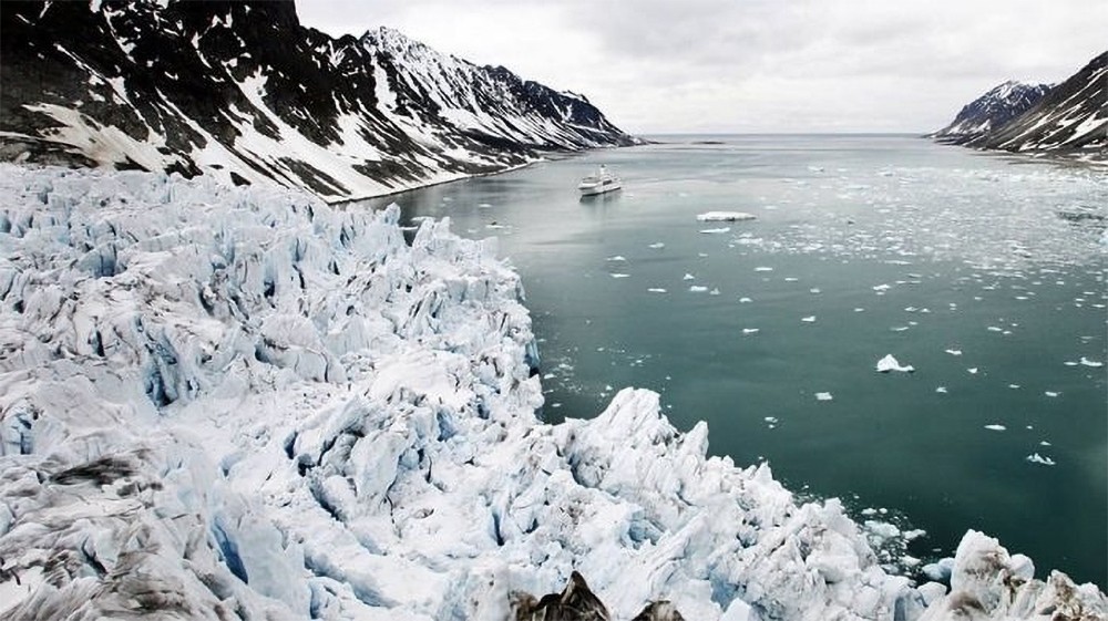 应加强应对山脉和冰川发生的危机