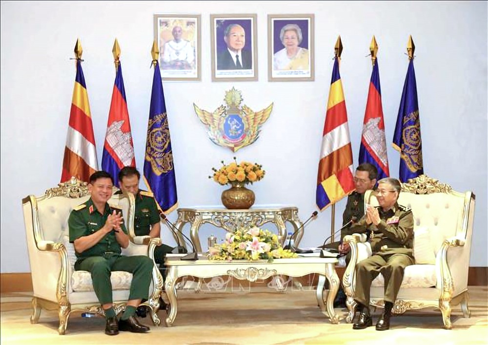 柬埔寨重视发展与越南的防务合作关系