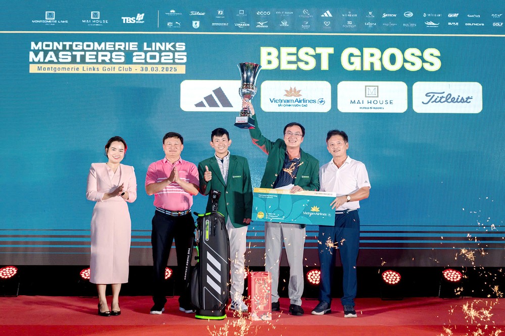 勇夺蒙哥马利林克斯大师赛冠军