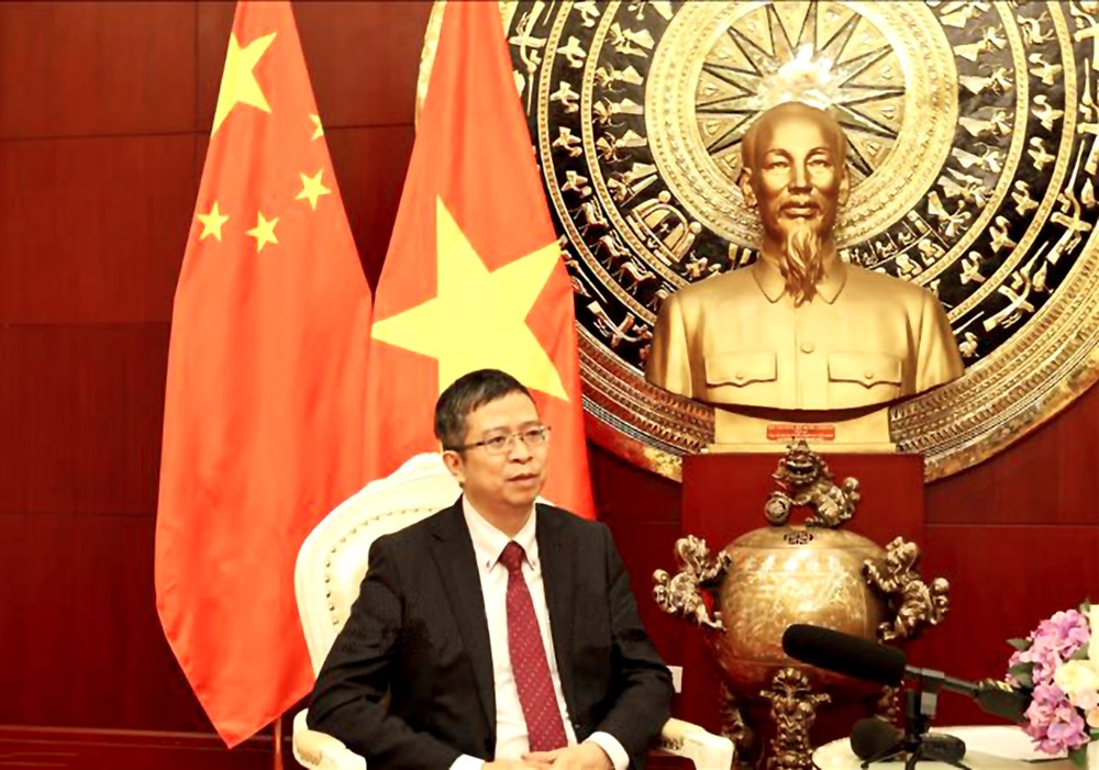 越南驻华大使范青平。