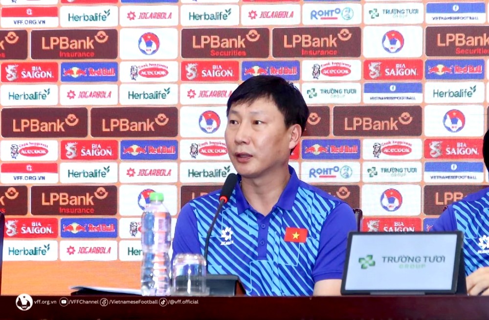 越南国足队主教练金相植