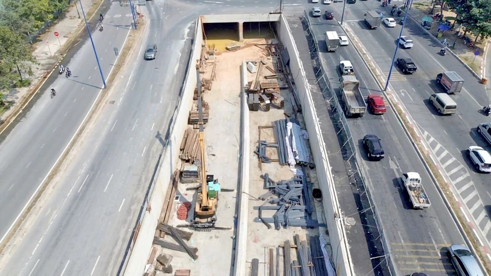 Hc1隧道正进行最后的收尾工作。