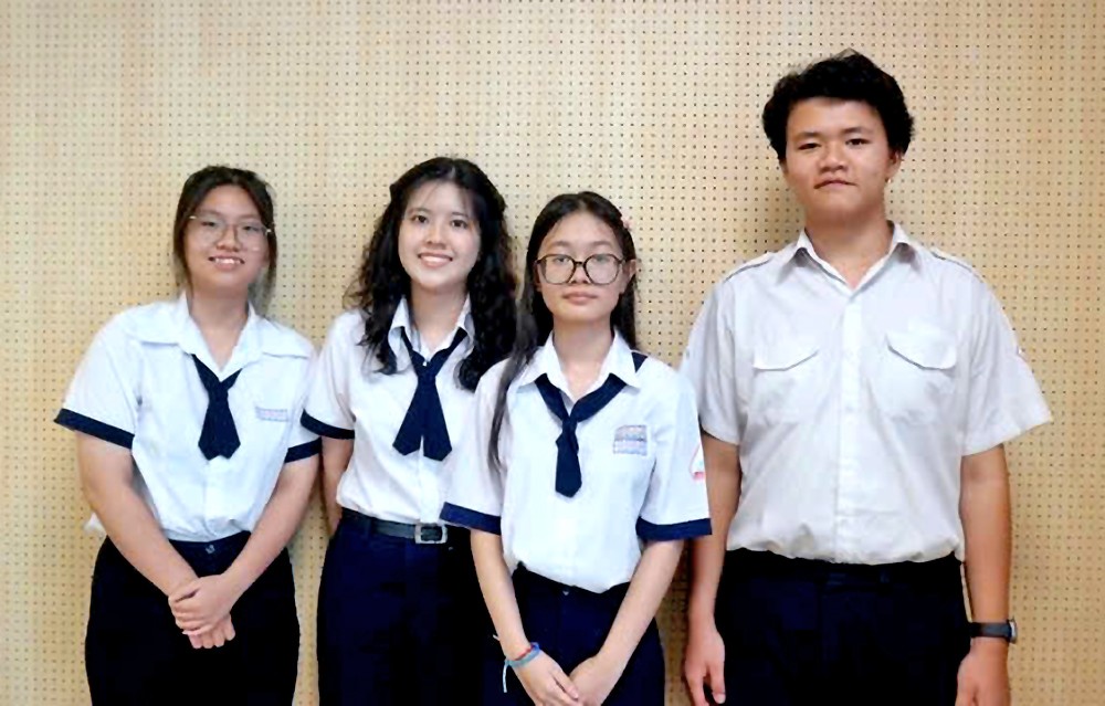 集成AI的“Viegrand”高龄人护理应用程式研发组。