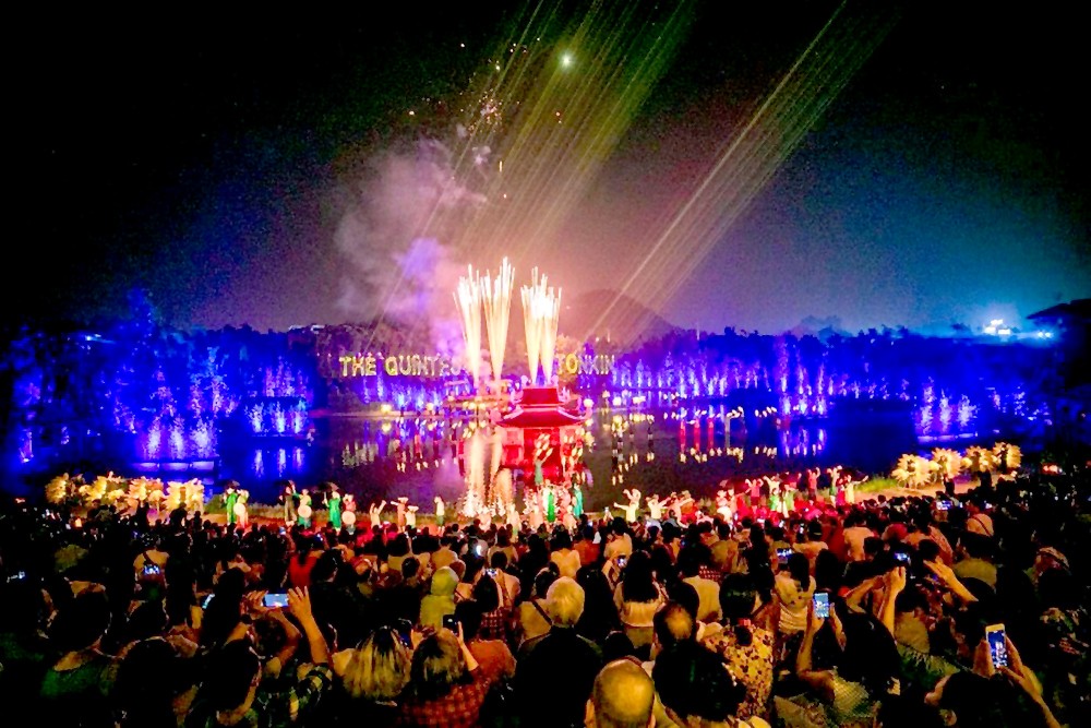 “北方精华”节目吸引了许多国内外观众。