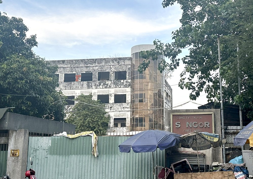 旧邑郡阮俭街780A号场地已闲置多年，目前获建议用以建校。