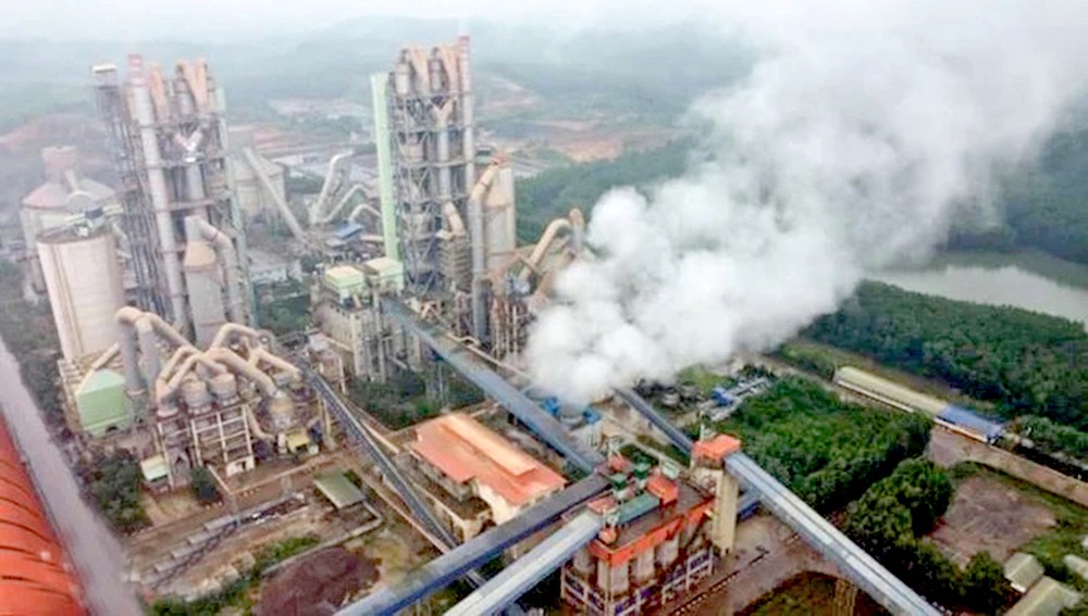 加大减排力度，力争至二○五○年实现凈零排放。