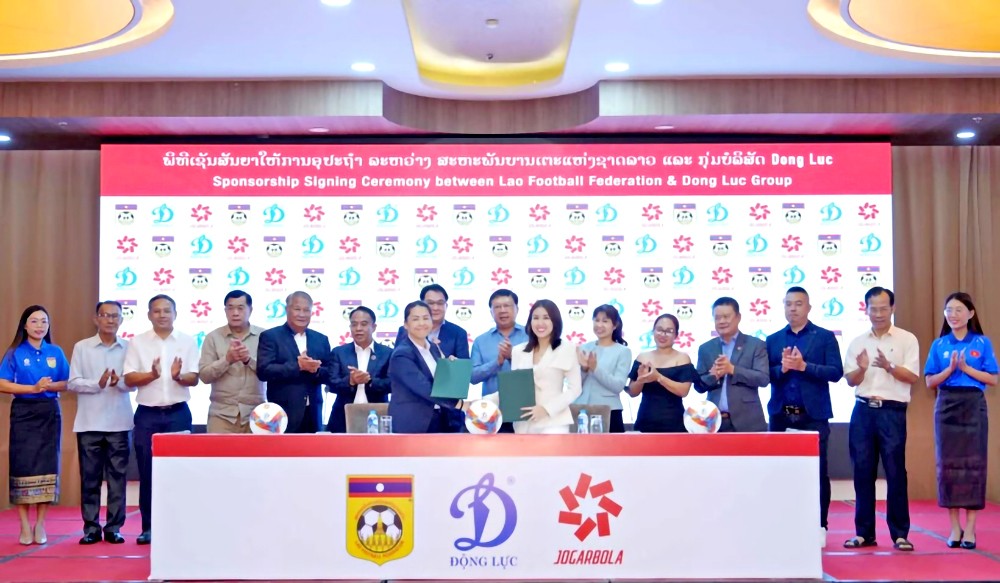 越南动力体育集团与老挝足球协会合作签约仪式