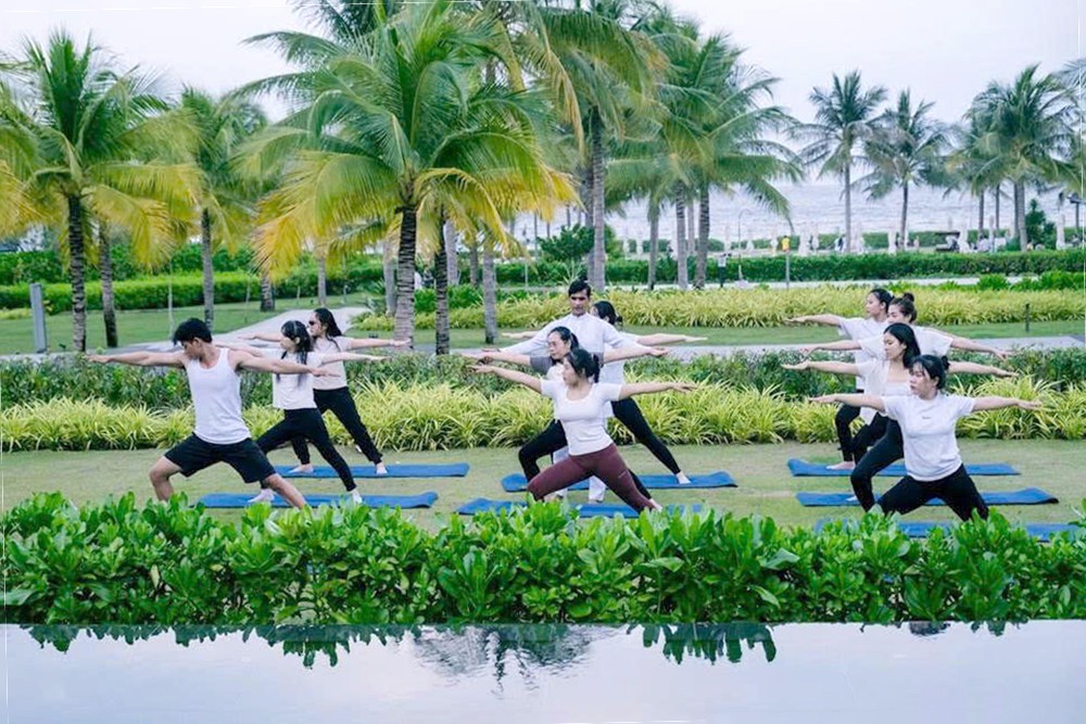 旅游也不忙做运动。