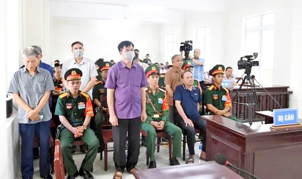 审讯于2023年6月在海警司令部发生的贪污案件。