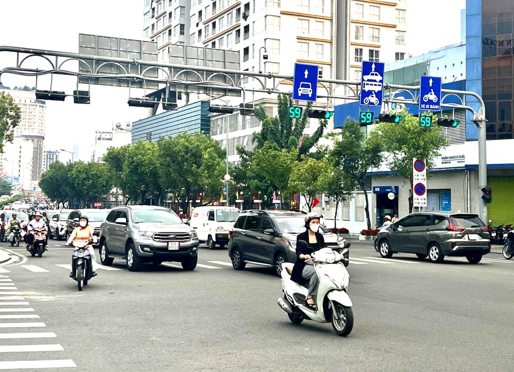 各专家支持在本市划分控制废气排放区域。