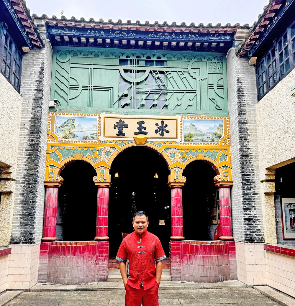 作者摄于广东顺德冰玉堂自梳女博物馆内。