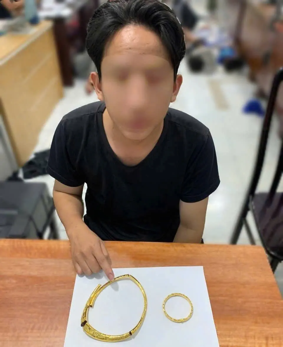 cướp giật tv2.jpg