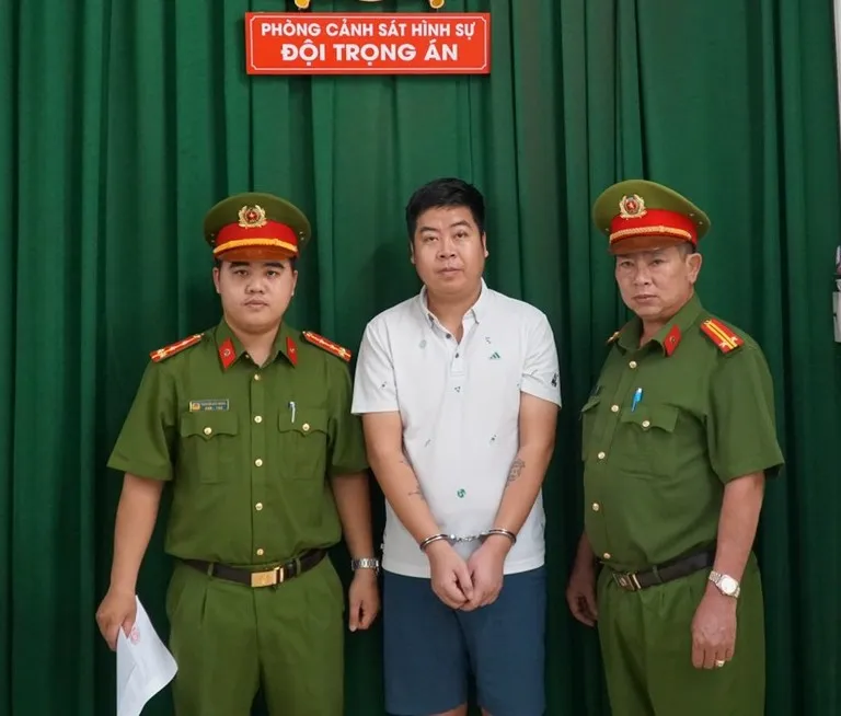 Nguyễn Trung Thế Lữ.jpg