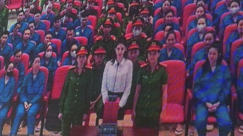 Bị cáo Andrea Aybar Carmona (người mẫu An Tây) tự bào chữa tại tòa. Ảnh: SONG MAI