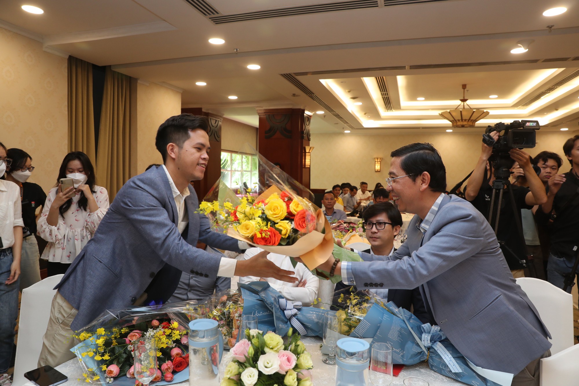 Giải thưởng Quả bóng vàng Việt Nam 2022: Các hạng mục “vắng mặt” năm ngoái được bổ sung trở lại ảnh 27 Giải thưởng Quả bóng vàng Việt Nam 2022: Các hạng mục “vắng mặt” năm ngoái được bổ sung trở lại ảnh 27
