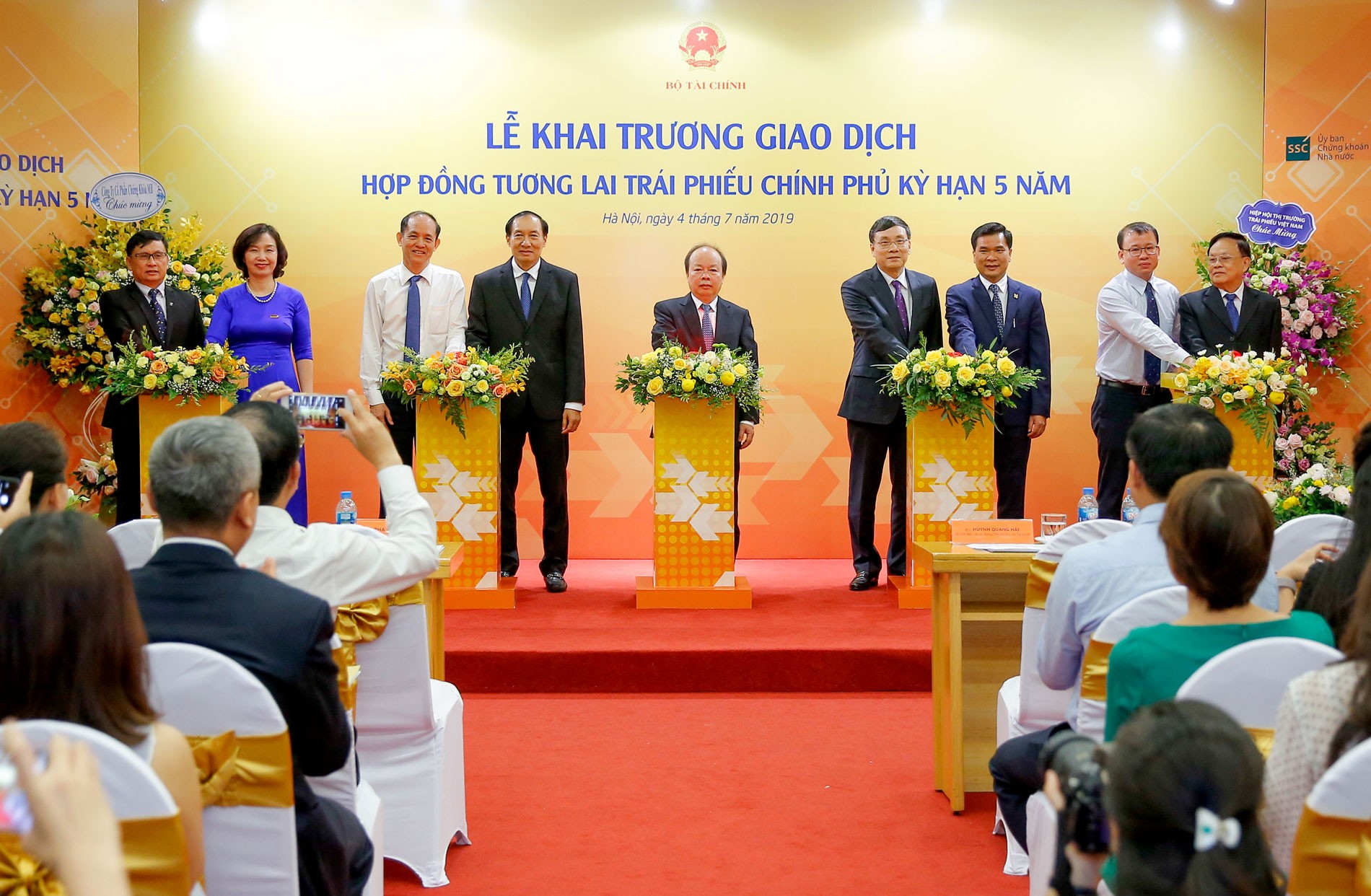 Thị trường chứng khoán phái sinh - Thể hiện vai trò phòng vệ rủi ro ảnh 1 Thị trường chứng khoán phái sinh - Thể hiện vai trò phòng vệ rủi ro ảnh 1