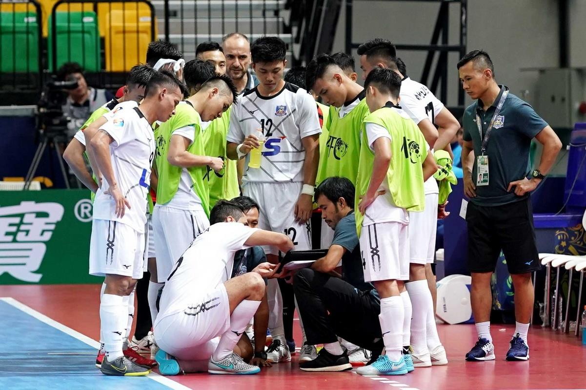 Nhìn lại màn ra mắt ấn tượng của Thái Sơn Nam ảnh 4 Nhìn lại màn ra mắt ấn tượng của Thái Sơn Nam ảnh 4