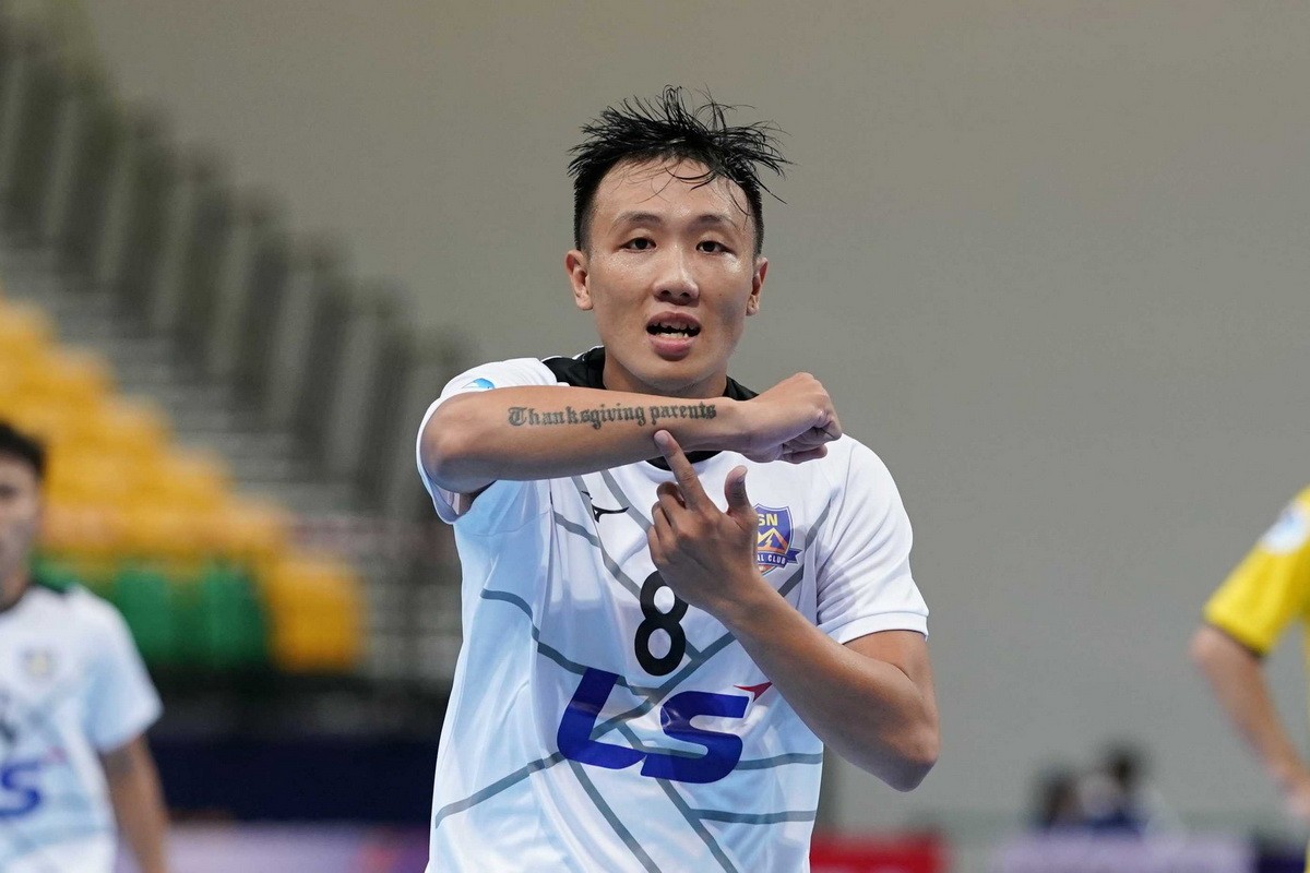 Nhìn lại màn ra mắt ấn tượng của Thái Sơn Nam ảnh 1 Nhìn lại màn ra mắt ấn tượng của Thái Sơn Nam ảnh 1