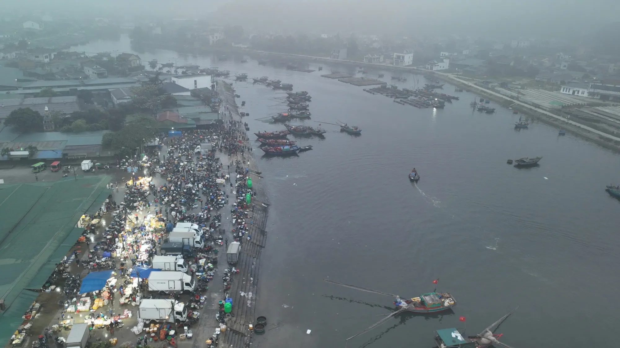 https://image.sggp.org.vn/w2000/Uploaded/2025/lcgkcwvo/2025_04_03/2-574-9125.jpg.webp
