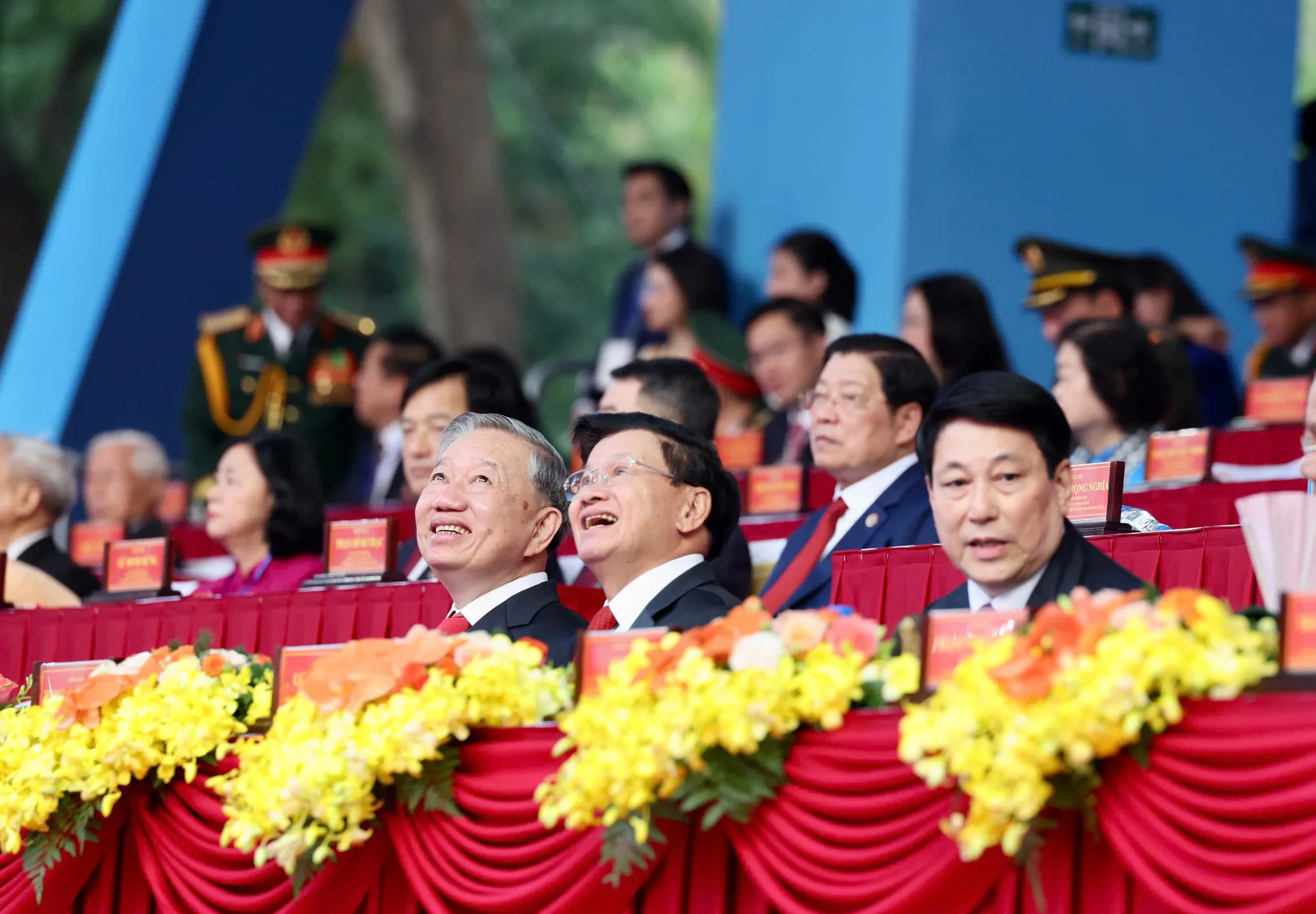 76184ab4a6a914f74db8.jpg