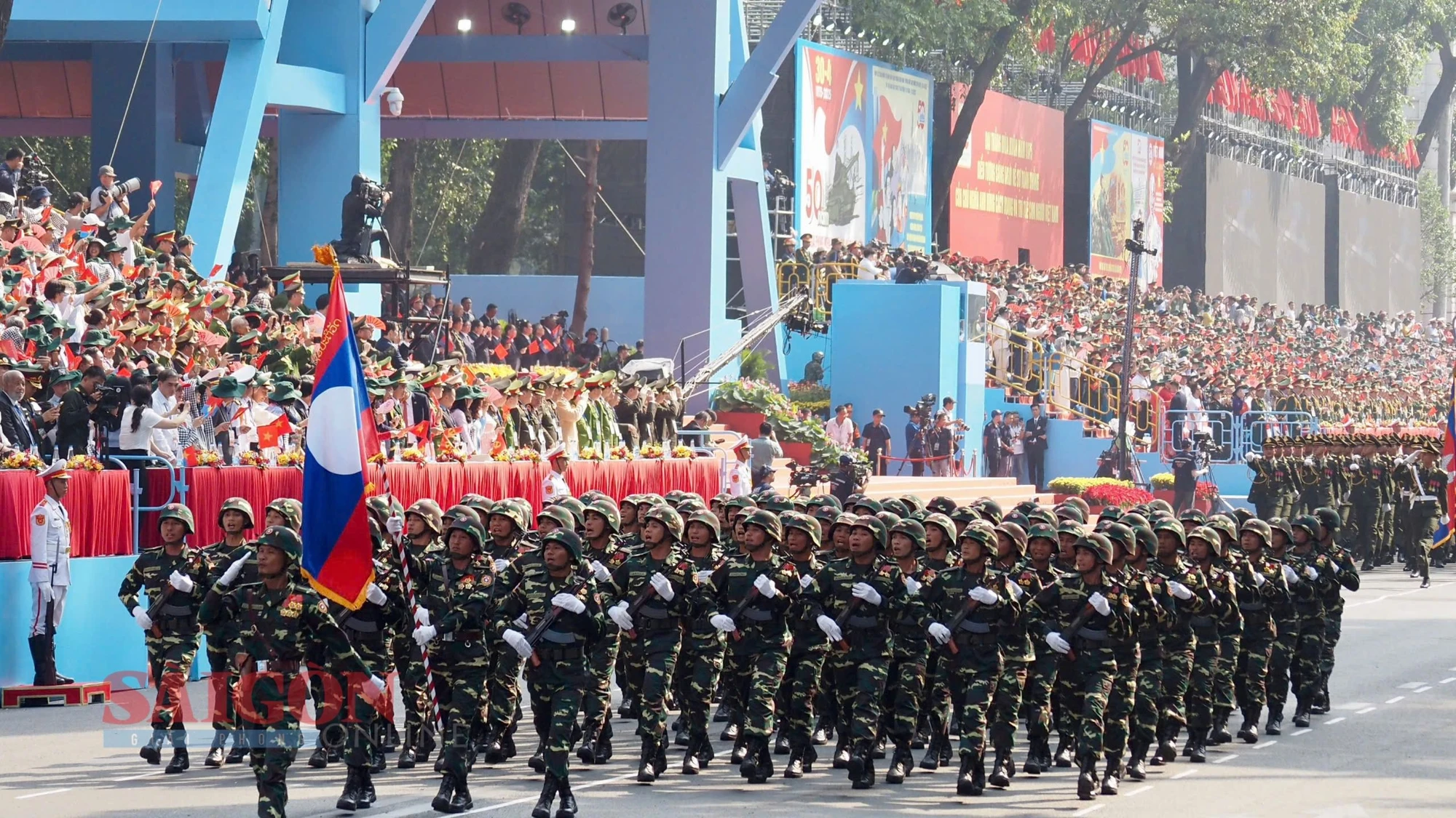 Lao2.jpg