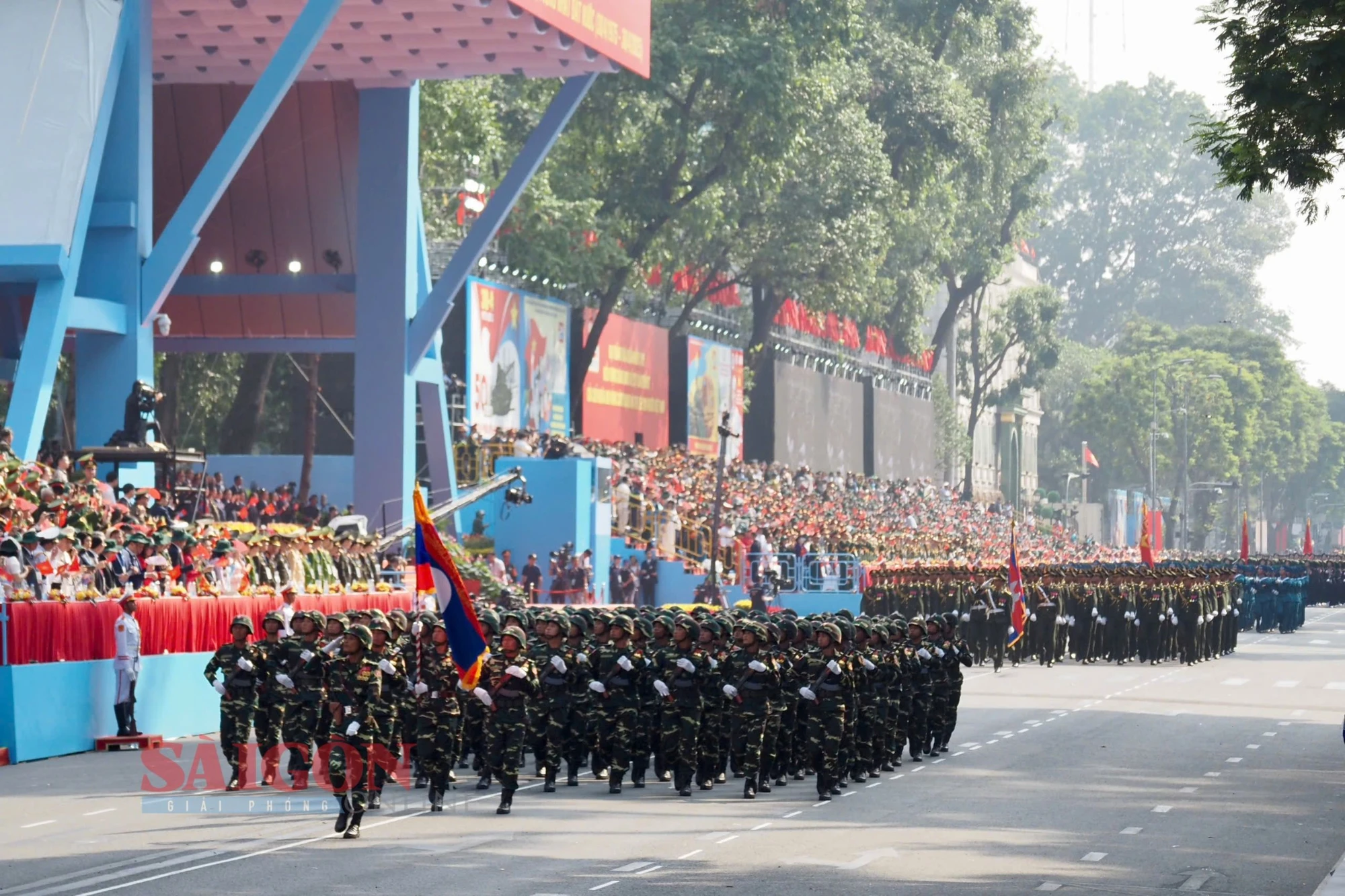 lao3.jpg