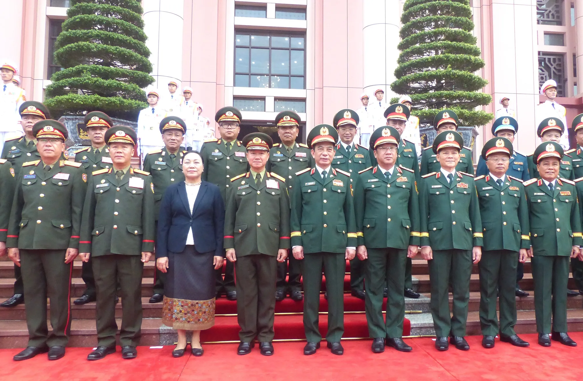 Don BT Quoc phong Lao 5.jpg