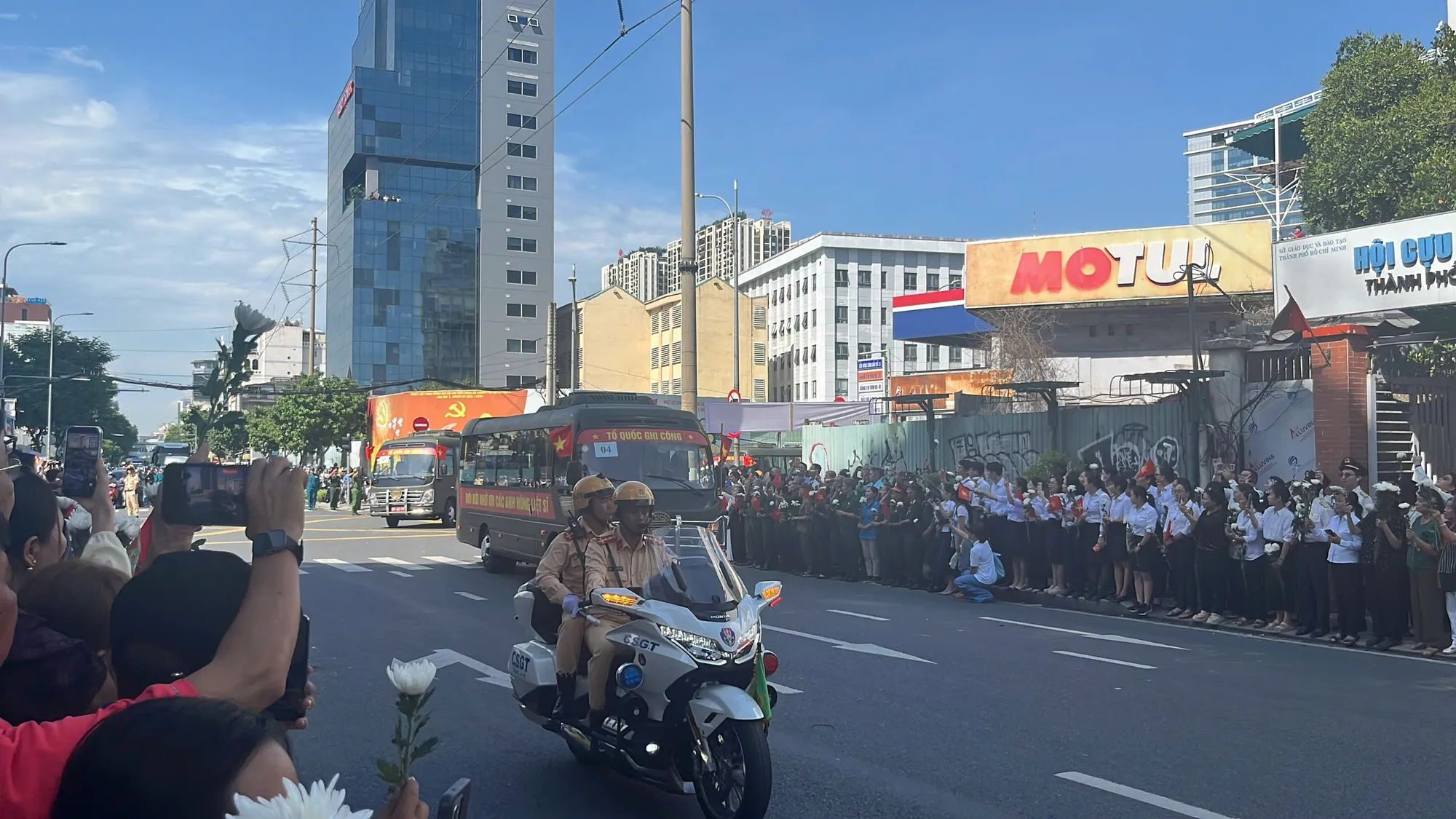 anh-hung-liet-si-4.jpg