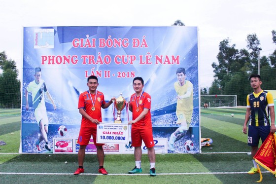 Đấu giải tận Quảng Bình, “Vua phủi” Capdervila vẫn vô địch thuyết phục ảnh 1