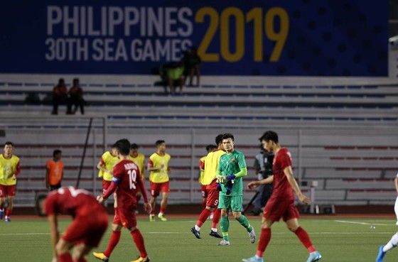 Thầy Park đặt canh bạc SEA Games vào tay Bùi Tiến Dũng ảnh 1
