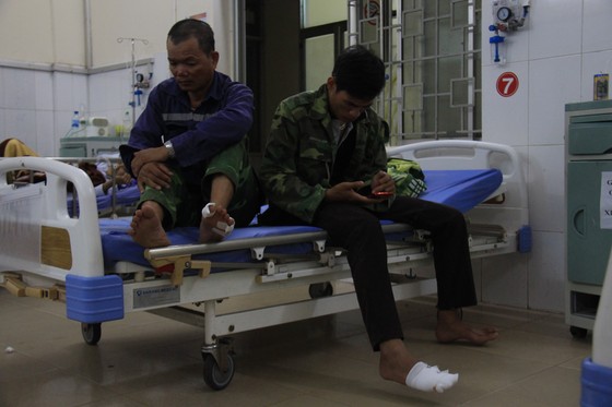 Quảng Ngãi: 11 công nhân bị điện giật, 1 người tử vong ảnh 1