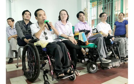 Những trăn trở của người khuyết tật ảnh 1