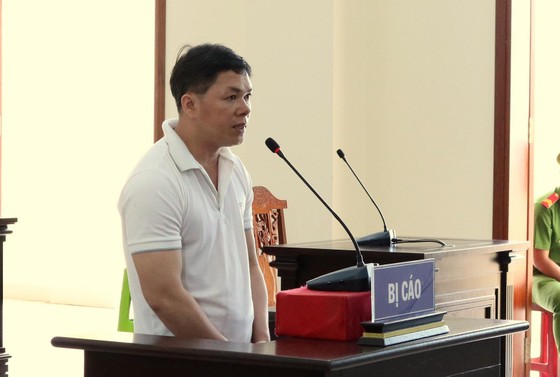 Lừa xin 'biển số xe đẹp' với giá 5.000 USD để chiếm đoạt tài sản ảnh 1
