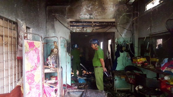 Cháy dãy nhà trọ, nhiều tài sản bị thiêu rụi ảnh 3