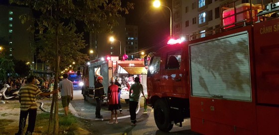 Thắp hương cúng rằm làm cháy căn hộ chung cư ở tầng 11 ở Đà Nẵng ảnh 1