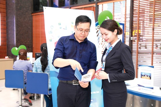 Manulife & SCB ghi dấu 3 năm hợp tác chiến lược với kết quả kinh doanh vượt trội ảnh 1