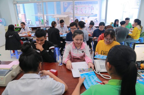 Các trường đại học bắt đầu công bố điểm chuẩn ảnh 1