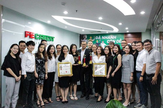 FE CREDIT ghi dấu thêm 3 giải thưởng tại lễ trao giải CMO ASIA 2019 ảnh 1