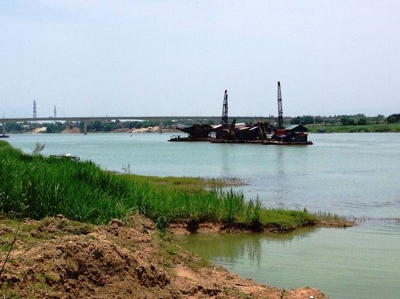 Truy tố 'cát tặc' - đếm trên đầu ngón tay ảnh 3
