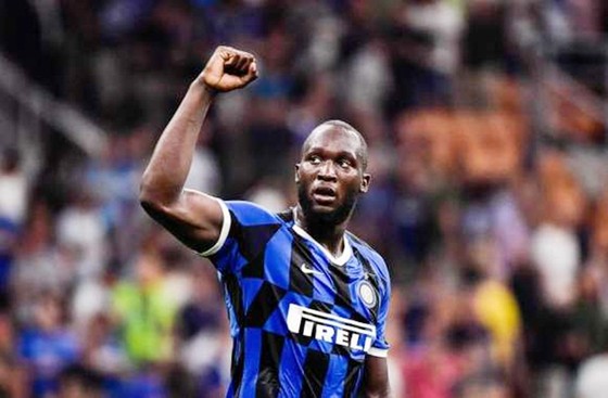 Solskjaer lần đầu chê Lukaku “chân gỗ” ảnh 1