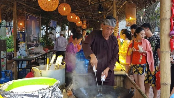 Saigontourist tham gia Liên hoan ẩm thực toàn quốc - Quảng Ninh 2018 ảnh 3