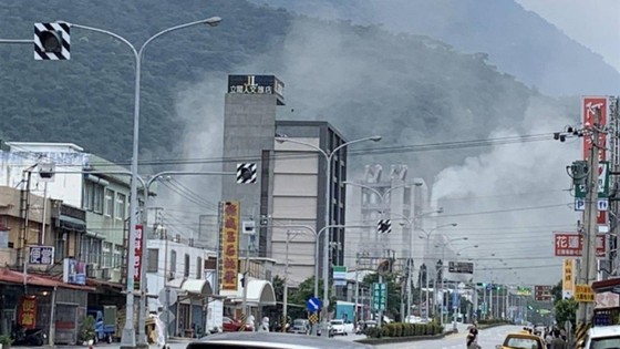 Nhiều tòa nhà bị rung lắc trong động đất mạnh 6,1 độ Richter tại Đài Loan (Trung Quốc) ảnh 6