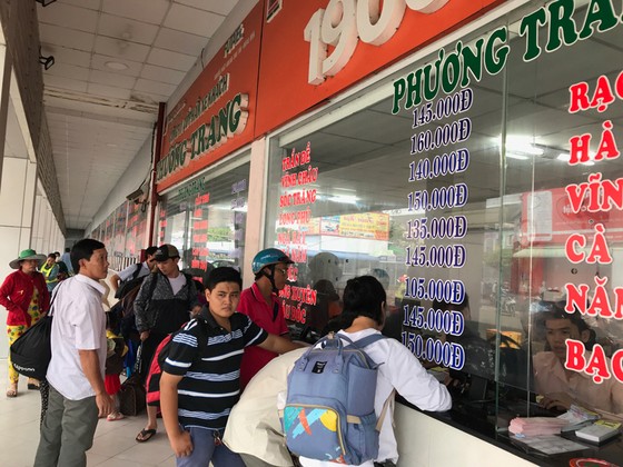 Vé xe Tết Dương lịch 2019: Có ghim vé, đẩy giá? ảnh 1