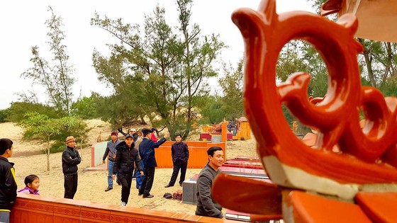 Sông Gianh mùa chạp mả ảnh 1
