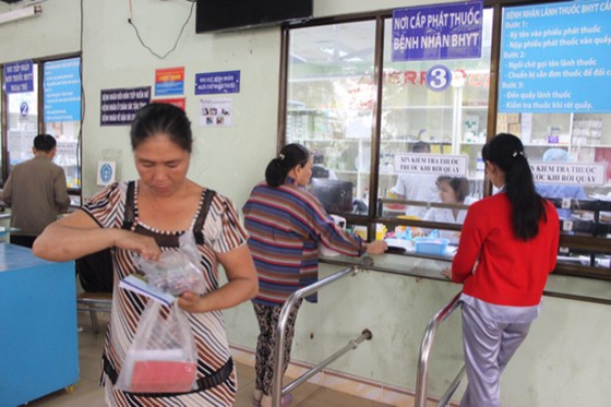Siết chi khám chữa bệnh bảo hiểm y tế: Bệnh viện gặp khó ảnh 2