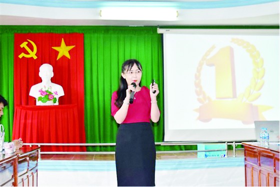 Công ty TNHH MTV XSKT Đồng Tháp tổ chức lớp “Nghệ thuật thuyết trình - Nâng cao tinh thần trách nhiệm trong công việc” cho CB-CNV ảnh 1