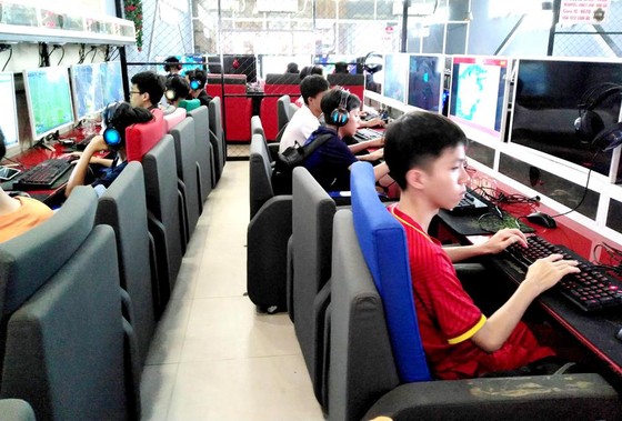 Hè đến, lo trẻ nghiện game ảnh 1