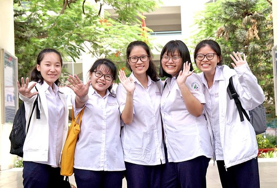 An toàn, nghiêm túc, nhẹ nhàng ảnh 1