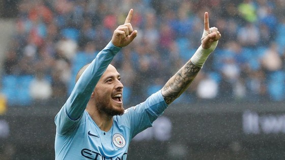 Man City - Huddersfield 5-1: Sergio Aguero ghi hattrick ảnh 5