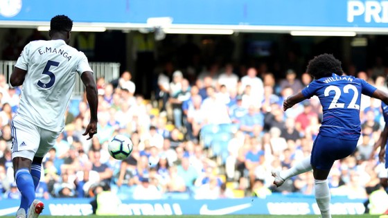 Chelsea - Cardiff City 4-1:Hazard ghi hat-trick, Chelsea chiếm ngôi đầu ảnh 7